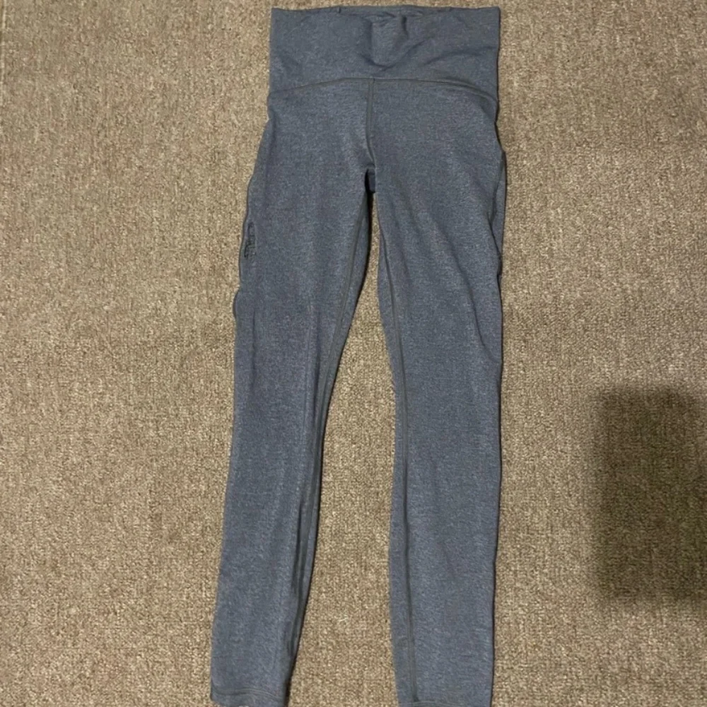 ✨Lululemon Leggings in Grey